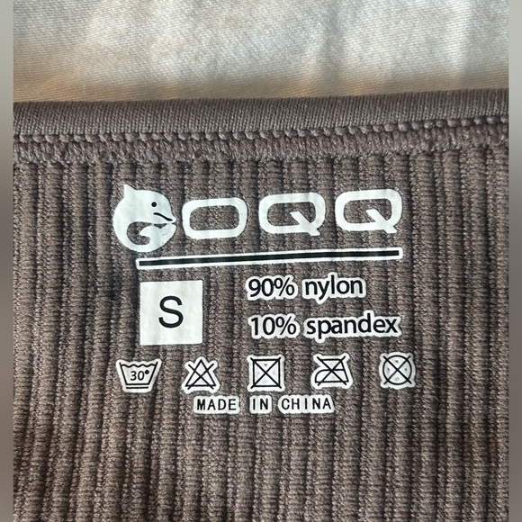 OQQ Women’s Long Sleeve Ribbed Bodysuit - Picture 3 of 6